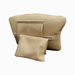 auflegbares Nackenkissen für fast alle Sessel, Leder beigebraun Maße:30x20x9 cm - Bild 1 von 4