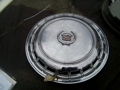 1987-1988 Cadillac DeVille Seville 14" Hubcap (1) Wheel Cover W/Vented Spokes  Foto 1 de 3