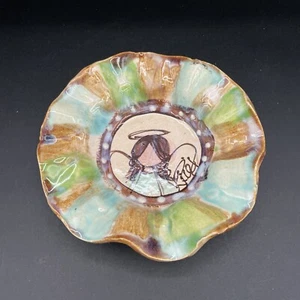 Cuenco Studio Pottery Angel con borde con volantes - marrón crema verde azul esmalte - FIRMADO - Imagen 1 de 7