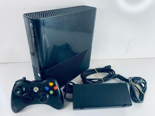 Console Xbox 360 Super Slim 250GB Desbloqueado (SEMINOVO