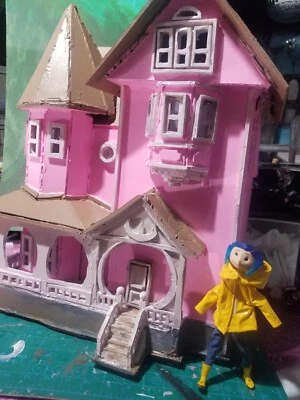 Casa de muñecas Big Coraline Pink Palace Coraline con MUÑECA Foto 1 de 4