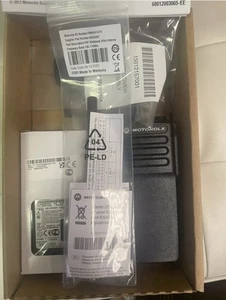 Motorola DP4401e VHF Cyfrowe radio dwukierunkowe Walkie Talkie Ręczne - Zdjęcie 1 z 5