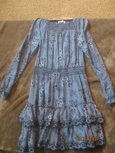 EUC Epic Threads Blue Navy Floral Dress Size M - Picture 1 of 3