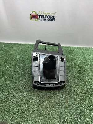 2019-2021 Volkswagen Jetta Shift Knob and Boot OEM #17B713203 - Image 1 of 3