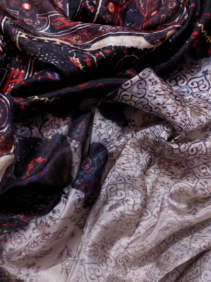 Bufanda étnica Dupatta de seda satinada estampada india vintage, envoltura boho | Ligera Foto 1 de 4