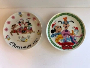 Antique Disney Collectible Christmas Plates. "Sleigh Ride", "Christmas Caroling" - Picture 1 of 3