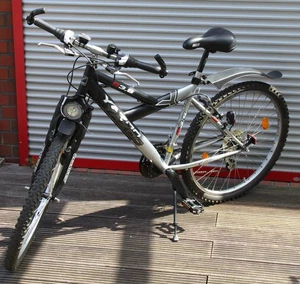 Jugend- / Kinderfahrrad, Mountenbike - mit Straßenausstattung, Rahmenhöhe 48 cm - Bild 1 von 24