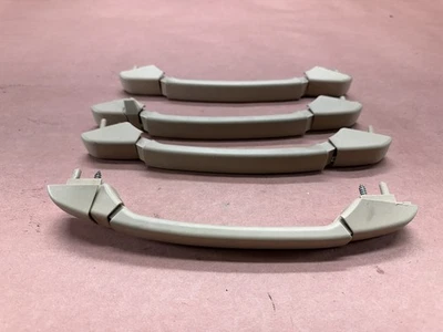 BMW E46 330I 323I 325I 328I 325CI Juego de manija interior beige OEM 105 K millas Foto 1 de 4