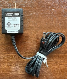 Original OEM Linksys AC Adapter Netzteil AD5/2.5C 5V 2.5A Kamera Druckserver - Bild 1 von 2