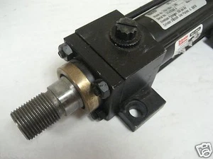 SHRADER BELLOWS PNEUMATIC CYLINDER # PAA110541 2.500 STROKE: 2.5" ROD DIA. 1.0" - Picture 1 of 5