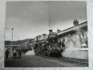 H018 - Kyle of Lochalsh Railway Station Steam Loco 75014 1997 - Foto 10 x 8" - Imagen 1 de 1