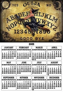 OUIJA GIOCO DA TAVOLO STREGA WICCA MEDIO PARANORMALE SCRIVANIA FRIGO 2025 CALENDARIO MAGNETE - Foto 1 di 1