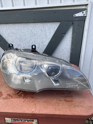 Faro Xenón HID AFS pasajero derecho E70 E71 BMW 09-14 X6 09-12 X5M Foto 1 de 4