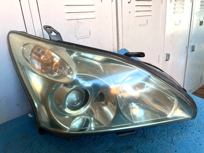 OEM 04/03-11/05 LEXUS RX SERIES, RX330, MCU38R, RIGHT HEADLAMP/ HEADLIGHT, XENON - image 1 of 4