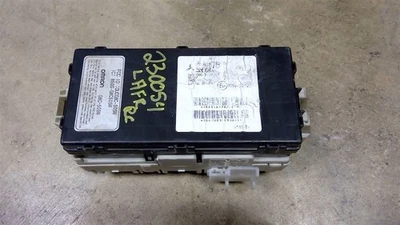 8637A376 ETACS ordenador interior cabina fusibles caja 2011 Mitsubishi Eclipse 112855 Foto 1 de 4