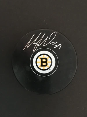MORGAN GEEKIE AUTOGRAFIADO 2025-26 NUEVO ESTILO BOSTON BRUINS PUCK JSA Foto 1 de 4