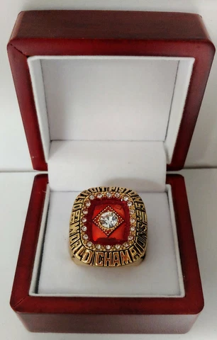 Isaiah Thomas - 1990 Detroit Pistons Championship Ring With Wooden Display Box Cover