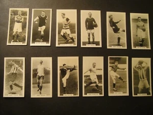BOYS MAGAZINE FAMOUS FOOTBALLERS SERIE RANGERS LIVERPOOLMAN CITY ARSENAL CHELSEA - Picture 1 of 2