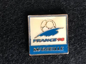  PINS PIN FOOTBALL SOCCER FOOT WORLD CUP 98 FRANCE 1998 MARSEILLE - Picture 1 of 1