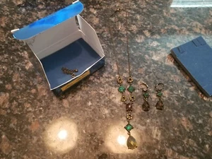 COLLAR Y PENDIENTES AVON MUJER #9 - Imagen 1 de 6