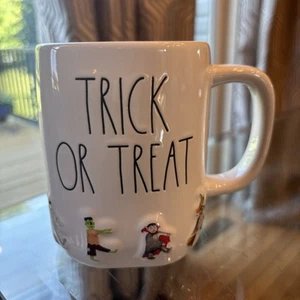 Trick Or Treat RAE DUNN Artisan Collection By Magenta Large Coffee Mug - Picture 1 of 16