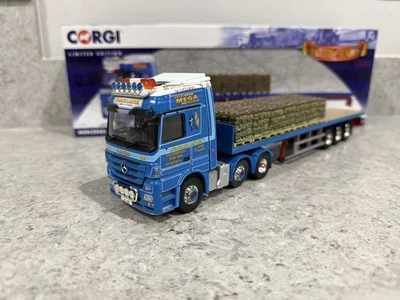 Corgi - Mercedes Benz w/Trailer & Peat Load - Lauder - CC13825 - 1:50 - Mint/New - Image 1 of 4