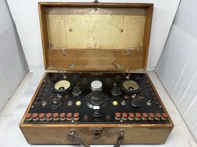 Bonito Probador de Tubo Diagnósticos de Radio Supreme Vintage Modelo AAA-1 Foto 1 de 4
