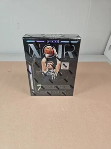 2022-23 Panini Noir Basketball Factory Scatola sigillata per hobby 7 colpi 4 auto - Foto 1 di 7