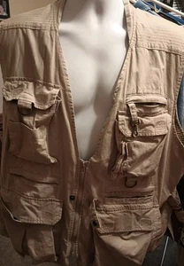 Cabela’s Safari Series Vented Fishing Hunting Outdoors Utility Vest Men's Sz XL - Picture 1 of 7