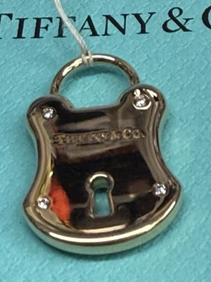 Tiffany Co Oro Rosa 18k 750 Arco Candado Bloqueo Corazón Colgante Dije DIAMANTES GRANDES Foto 1 de 4