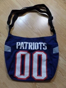 BOLSO DE MANO PRO-FAN.ITY de LITTLEEARTH PATRIOTS 00 JERSEY CON CORREA AJUSTABLE - Imagen 1 de 7