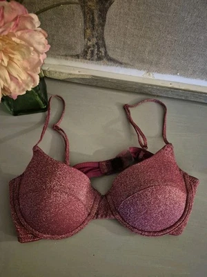 NUEVO CON ETIQUETAS TRIANGL MALA TOP SPARKLER PÚRPURA (SOLO SUPERIOR) Talla: Pequeño BRILLO AGOTADO Foto 1 de 4