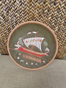 Greece Plate Beautiful Ship Greecian Souvenir Hand Made Signed Olive Green Red - Picture 1 of 2
