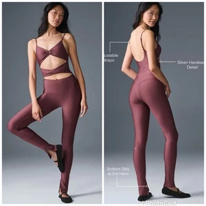 Alo Yoga Airlift A-List Jump in Burgundy Truffle Size Small New with Tags! - Picture 1 of 13