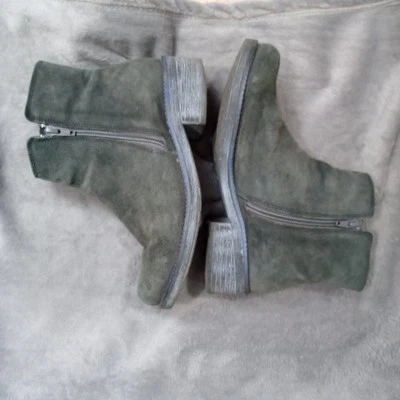 Naot Chelsea Botines Mujer 8-8.5 EE. UU. 38 UE Gris Verde Gamuza Cuero Botines  Foto 1 de 4