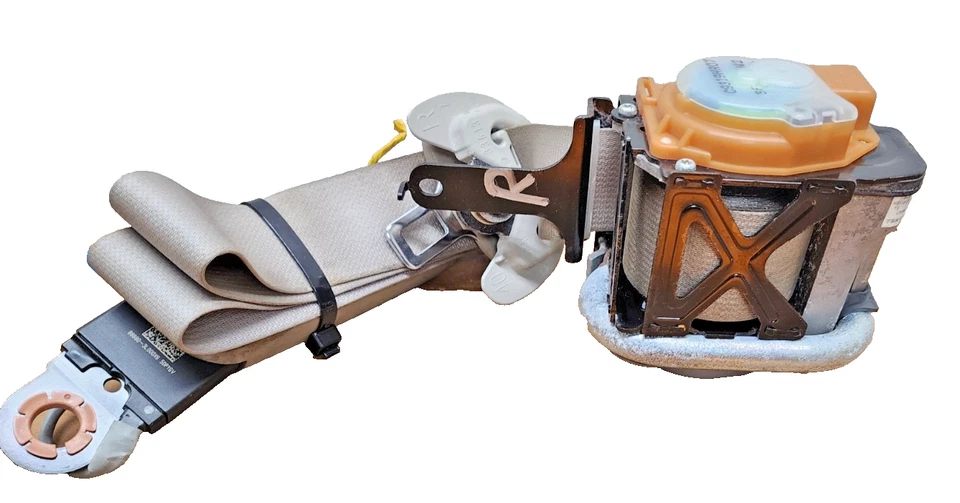 Cinturón de seguridad delantero derecho del lado del pasajero Hyundai Azera 2006-2011 - gris OEM Foto 1 de 4