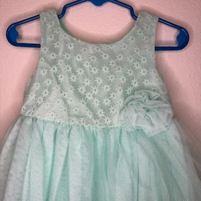 Vestido Cherokee para niñas pequeñas verde azulado floral ajustado y acampanado | Talla 2T | Poco uso Foto 1 de 4