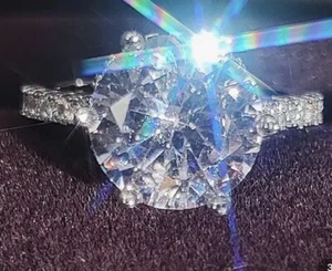 White Rhinestone Solitaire Ring  Size 9   #764 - Picture 1 of 3