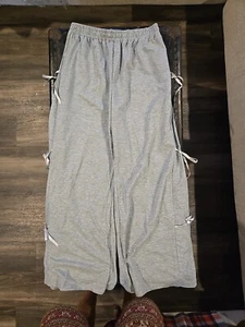 Damen-Jogginghose neu in Verpackung, Band zum Binden an den Beinen, Large 28 x 28, 14 Zoll Schlag - Bild 1 von 5