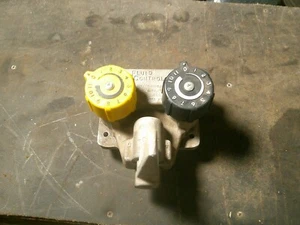 NOS Fluid Controls 2FFA81-D6-5/15SV Valvola di controllo idraulica spargisabbia b468 - Foto 1 di 7