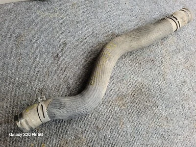 Termostato de manguera de entrada de radiador 2010-2016 Cadillac SRX 20795716 usado OEM Foto 1 de 4