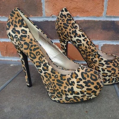 Women's SZ 9 Leopard High Heels Ladies Shoes Peep Toe Pumps 6" Charlotte Russe - Image 1 of 4