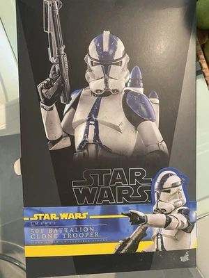 Figura de acción Hot Toys The Clone Wars 1/6 501st Battalion Clone Trooper (TMS022) Foto 1 de 3