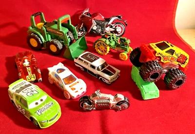 Vintage to Modern Lot of 9 Diecast Vehicles John Deere Hotwheels + - Image 1 of 4