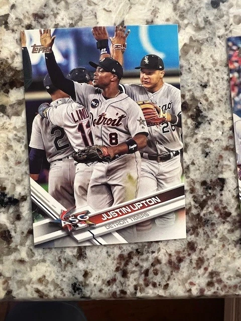 КАРТОЧКА СЕРИИ ОБНОВЛЕНИЙ TOPPS 2017 NOs US1-US150 ВЫБЕРИТЕ СВОЮ КАРТОЧКУ - Изображение 1 из 1