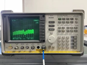 Analizador de espectro Agilent Keysight 8565E 9KHz - 50GHz con módulo 85620A_1393 - Imagen 1 de 21