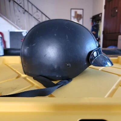 HJC FG-2 DOT Black LEATHER Motorcycle Helmet Size S with Visor - Image 1 of 4