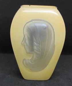 Consolidated Phoenix Glass Frosted Madonna Pillow Vase - Art Deco Era - Picture 1 of 6