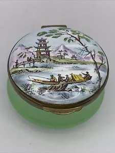 Crummles Enamel Trinket Pill Box "China" Green Excellent - Picture 1 of 6