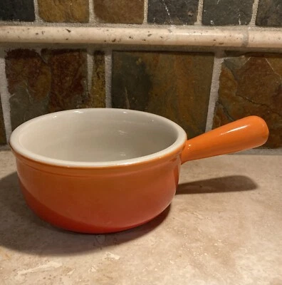 "Flame" LE CREUSET 5" Stoneware French Onion Soup Bowl w/ Handle NWT 16oz Orange